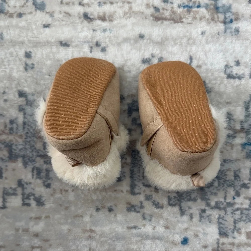Cozy Tan Baby Booties with Faux Fur Lining